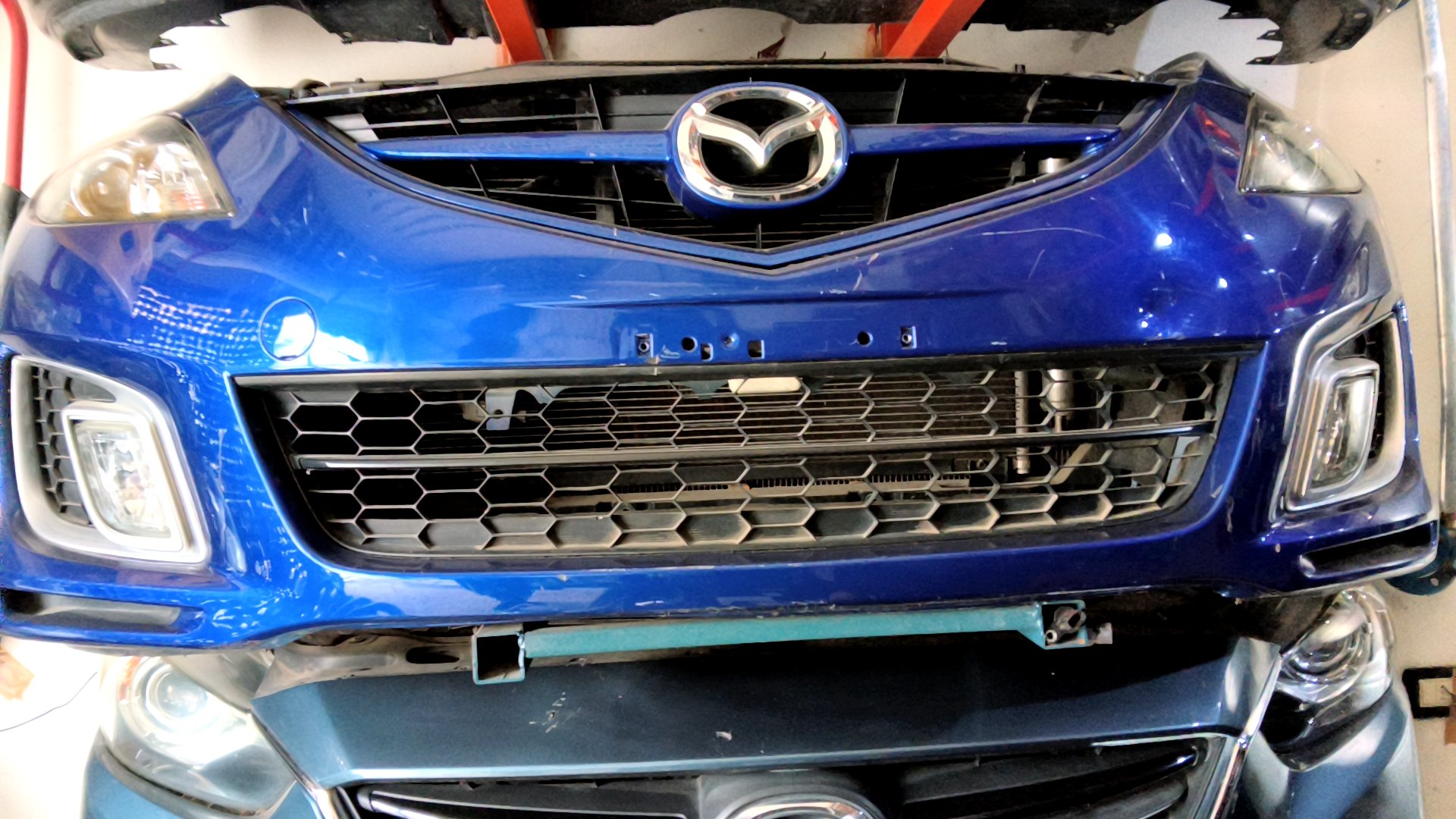 لوح دعامية أمامي